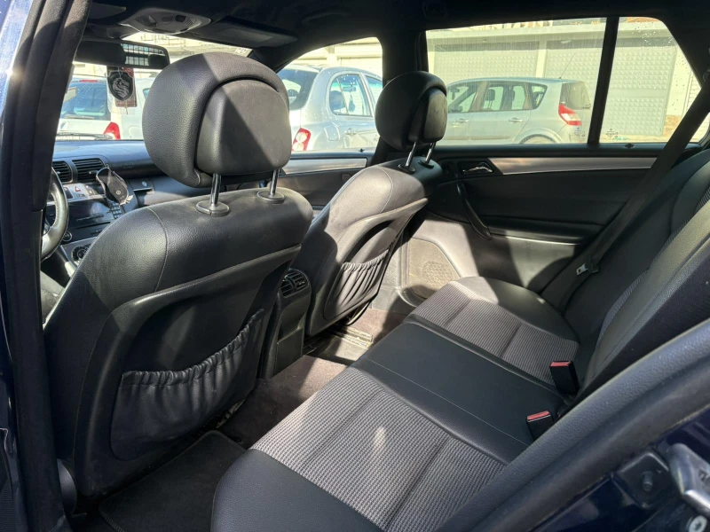 Mercedes-Benz 220 w203, снимка 6 - Автомобили и джипове - 53399891