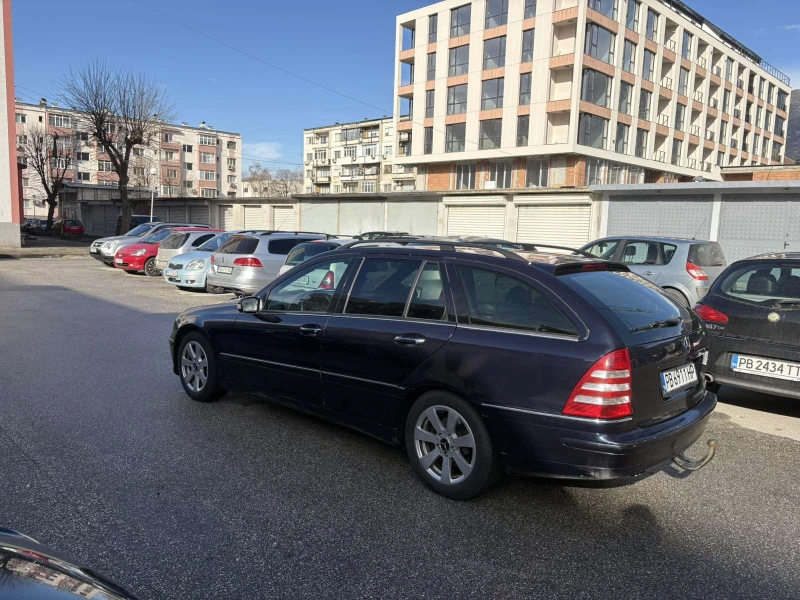 Mercedes-Benz 220 w203, снимка 4 - Автомобили и джипове - 53399891