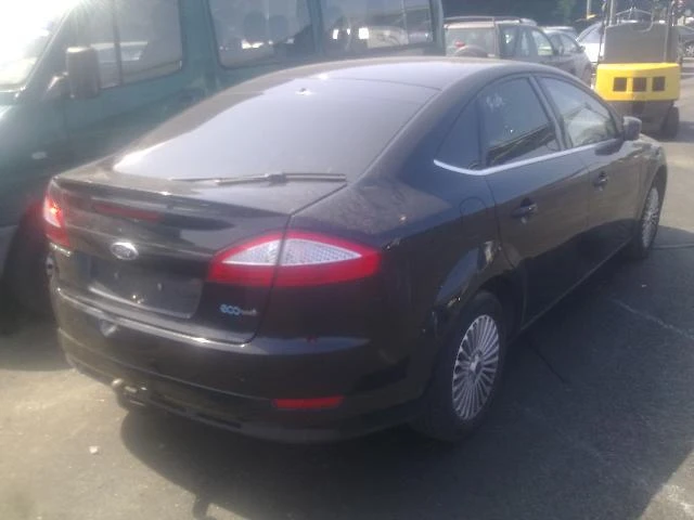 Ford Mondeo 2.0 TDCi, снимка 11 - Автомобили и джипове - 23374836