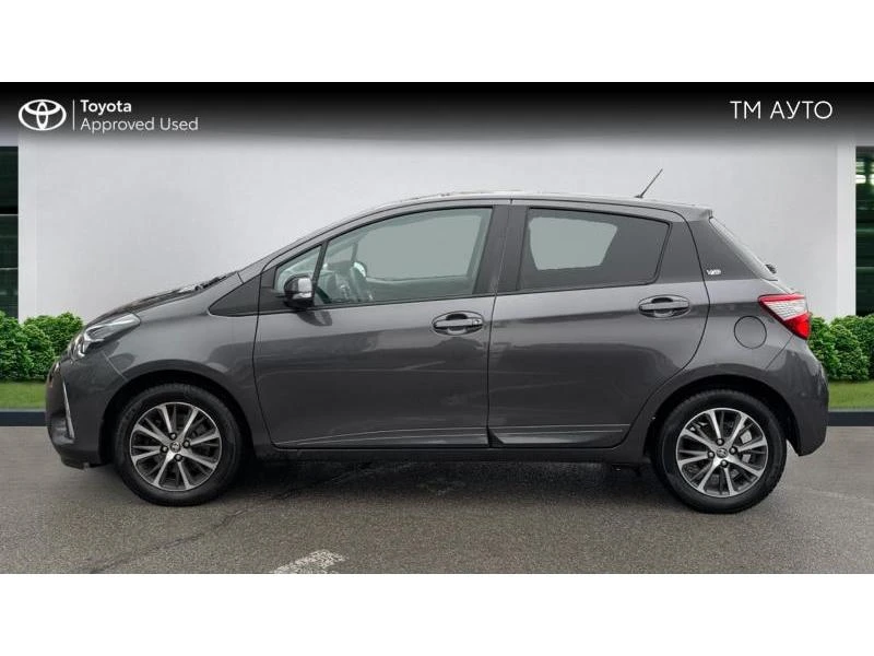 Toyota Yaris, снимка 3 - Автомобили и джипове - 48012578