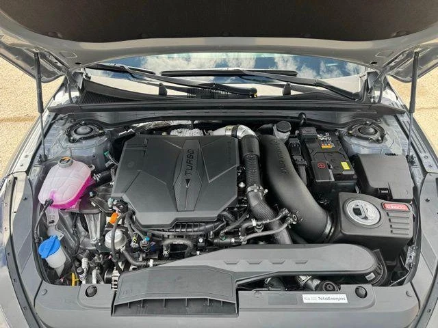 Kia K5 GT, снимка 8 - Автомобили и джипове - 54803049