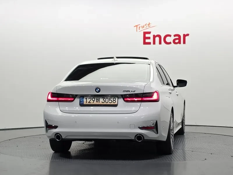 BMW 320 - САМО 30% АВАНС, снимка 4 - Автомобили и джипове - 55406816