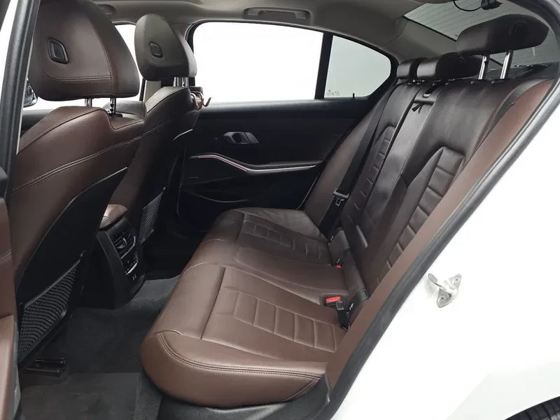 BMW 320 - САМО 30% АВАНС, снимка 12 - Автомобили и джипове - 55406816
