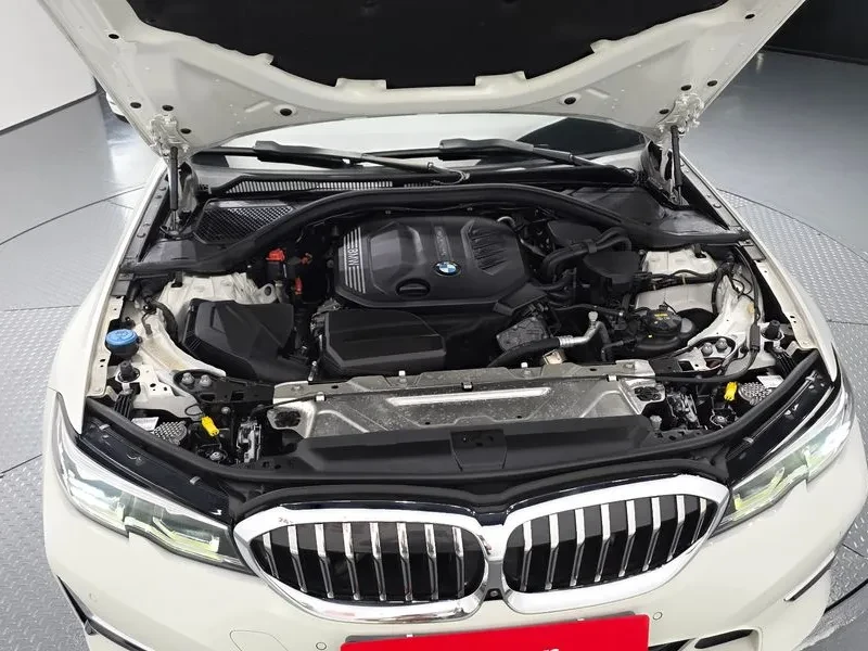 BMW 320 - САМО 30% АВАНС, снимка 6 - Автомобили и джипове - 55406816