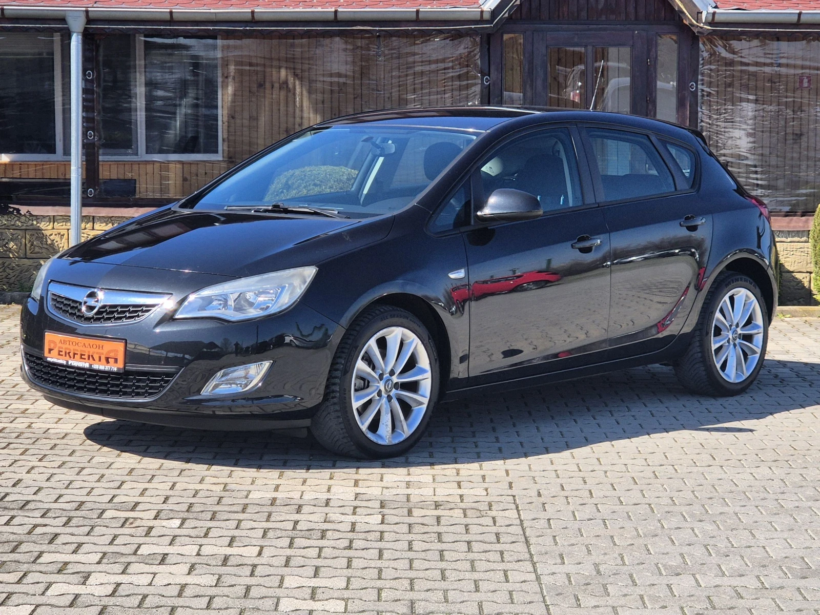 Opel Astra 1.7cdti 110к.с., снимка 1