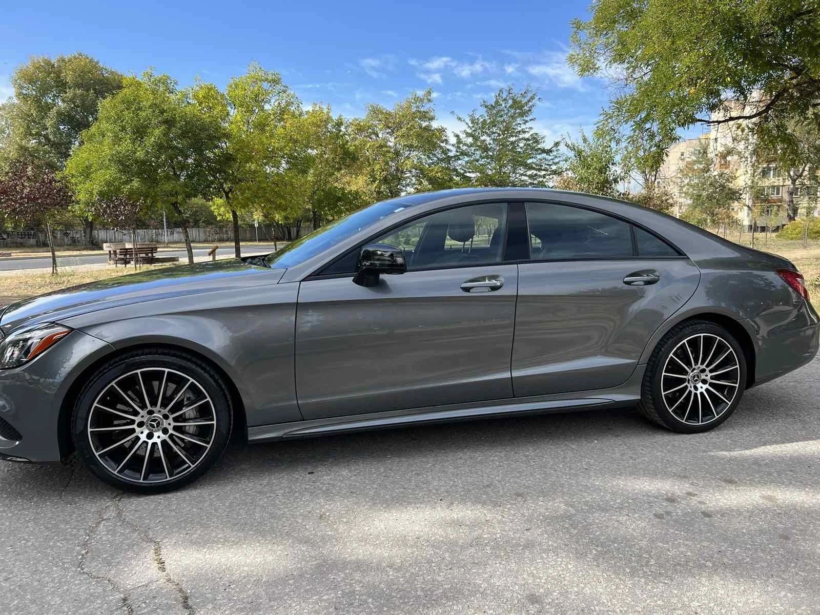 Mercedes-Benz CLS 550 4matic. V8  | Mobile.bg — изображение 11