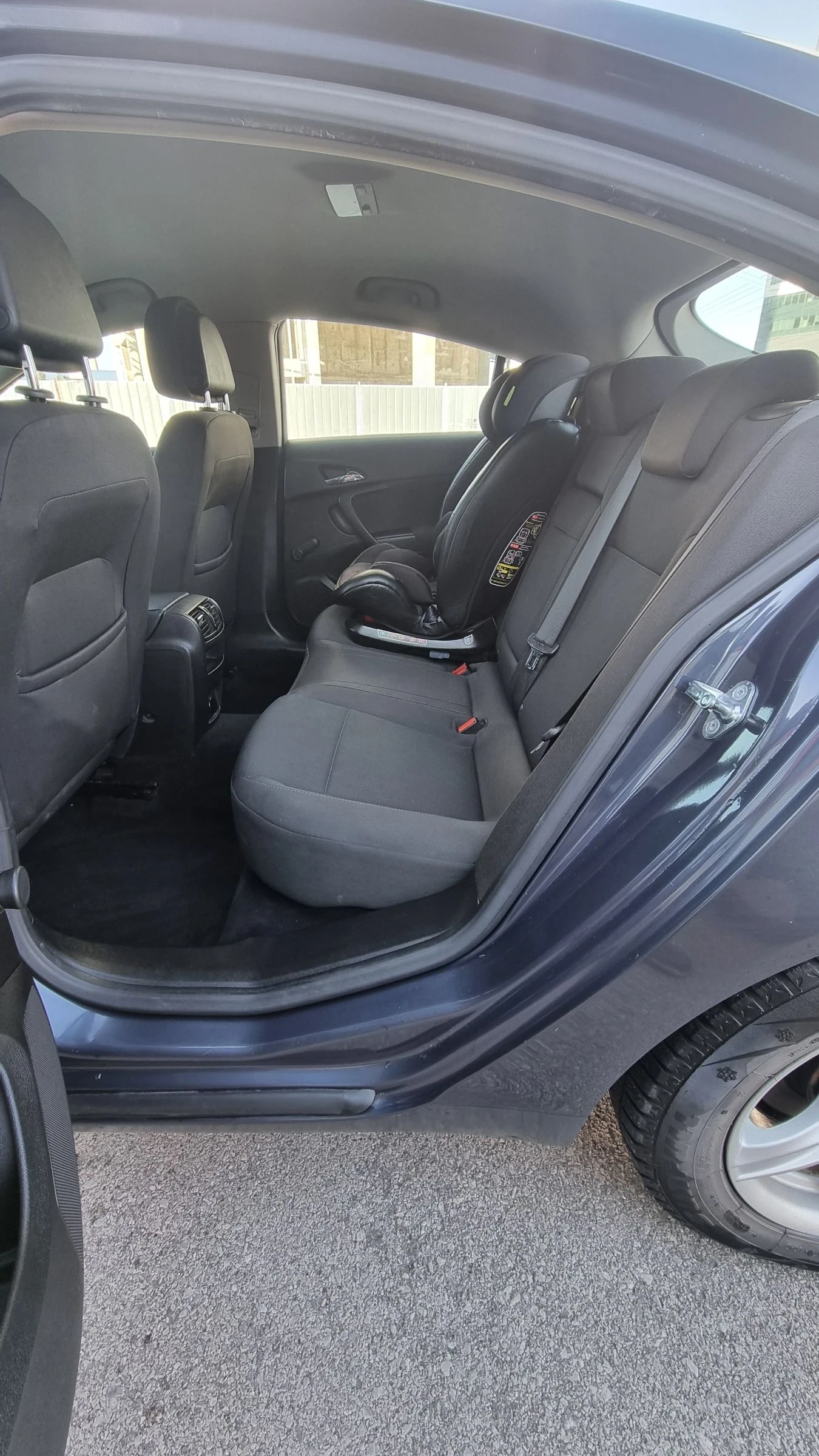 Opel Insignia 1.8i Euro 5 | Mobile.bg � ����������� 13