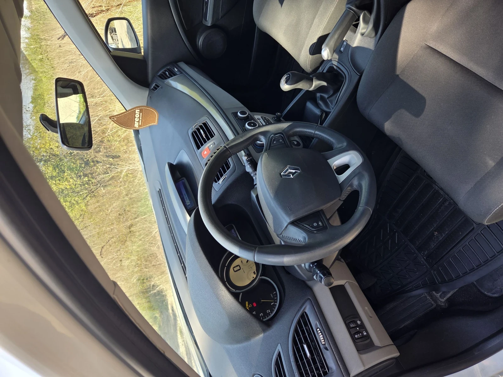 Renault Megane 1.5dci - изображение 8