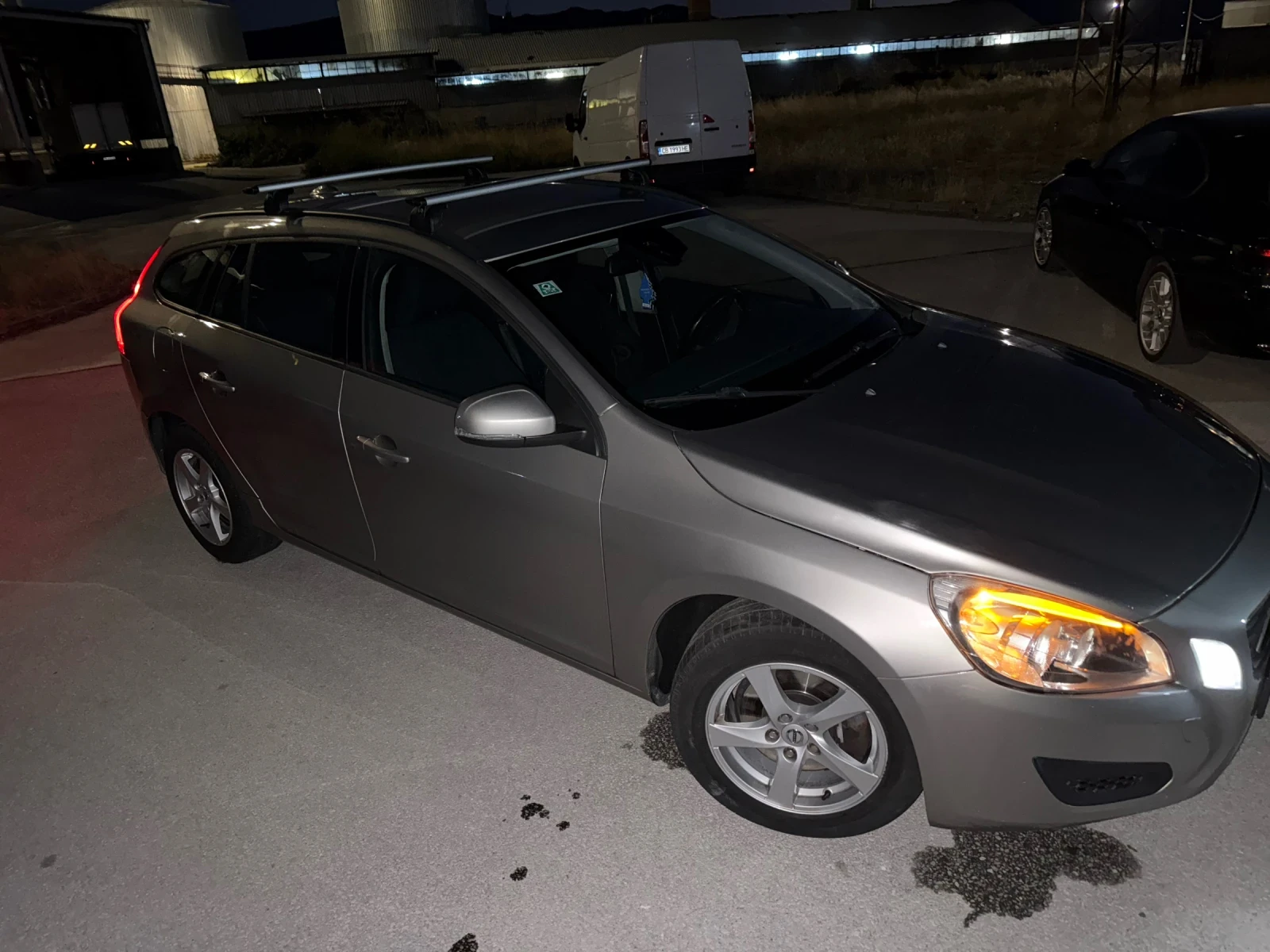 Volvo V60 1.6 114кс - изображение 10