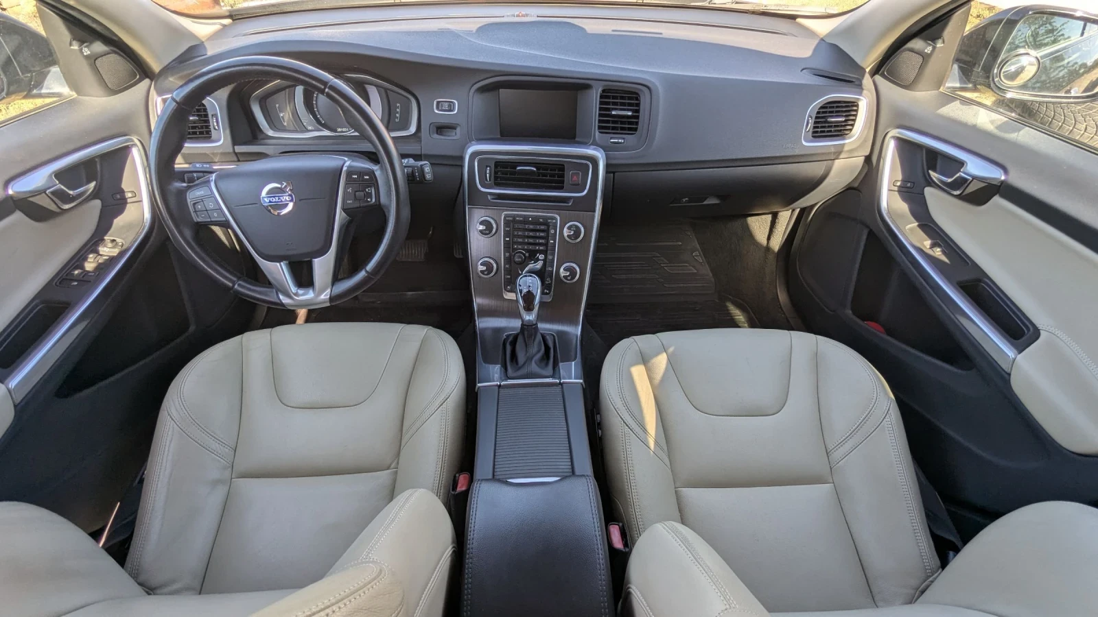Volvo V60 Cross country  - изображение 5