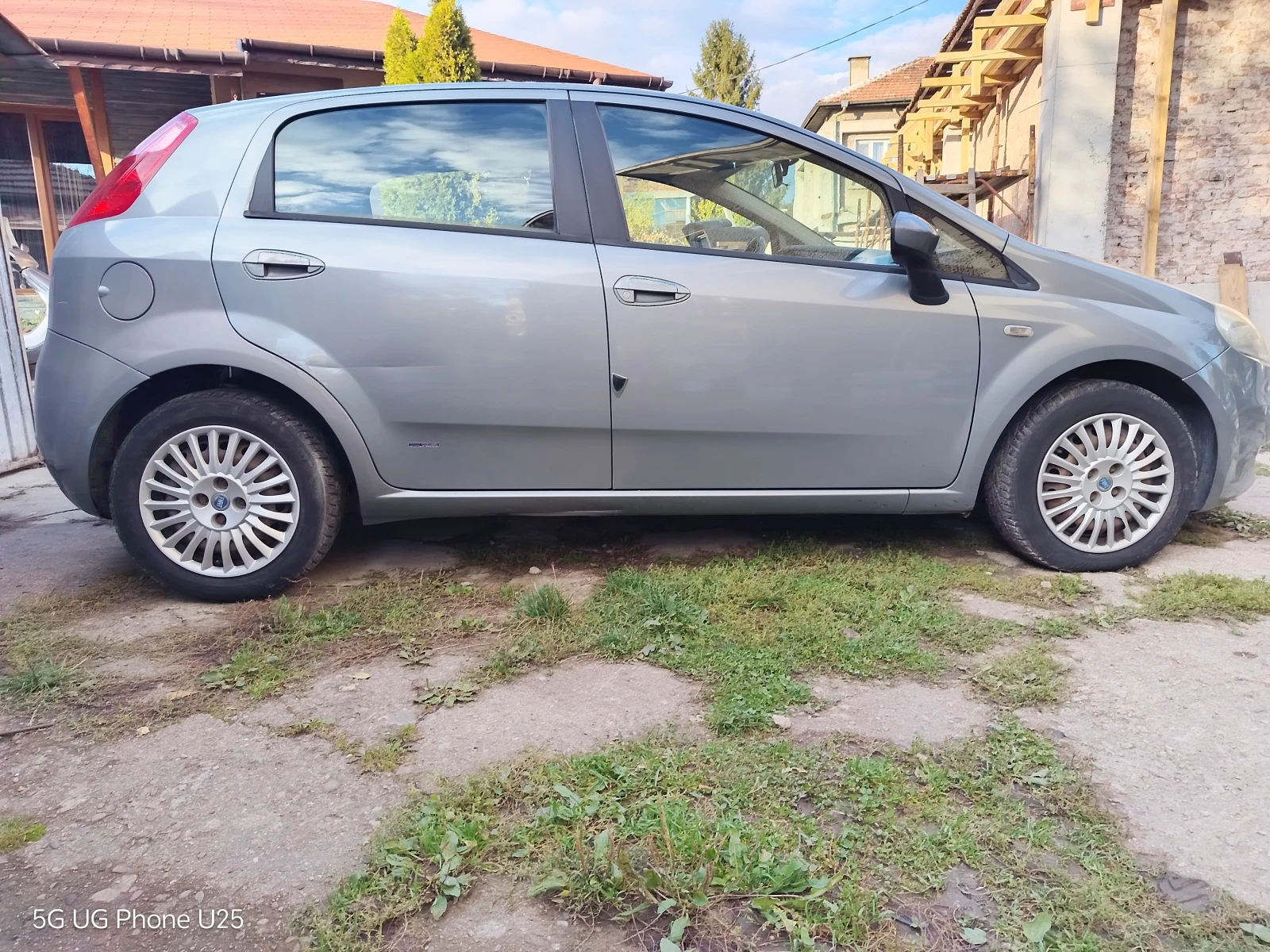 Fiat Punto 1.3 Multijet  | Mobile.bg — изображение 4
