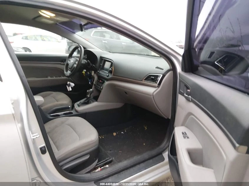 Hyundai Elantra 2l Sel - изображение 5