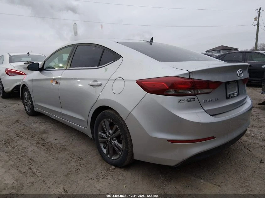 Hyundai Elantra 2l Sel - изображение 3