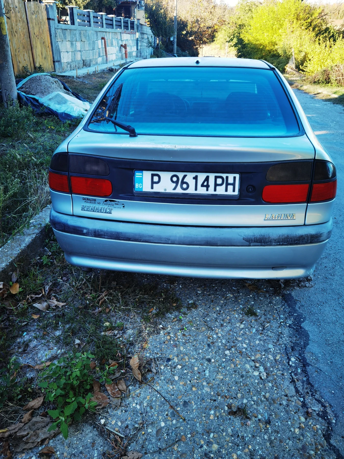 Renault Laguna 2.2 , снимка 4 - Автомобили и джипове - 53721041