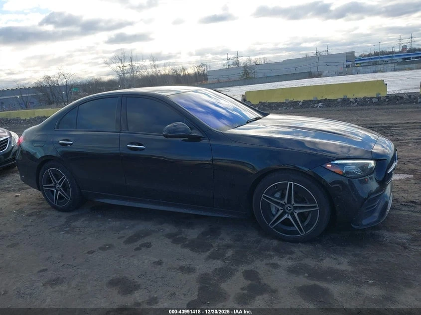 Mercedes-Benz C 300 2l 4Matic, снимка 13 - Автомобили и джипове - 53965153