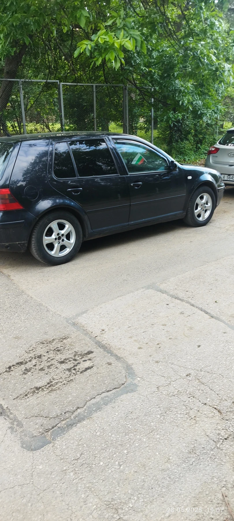 VW Golf, снимка 2 - Автомобили и джипове - 53996016