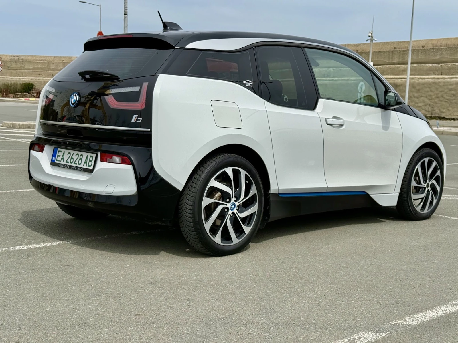 BMW i3 42 KW | Mobile.bg � ����������� 4