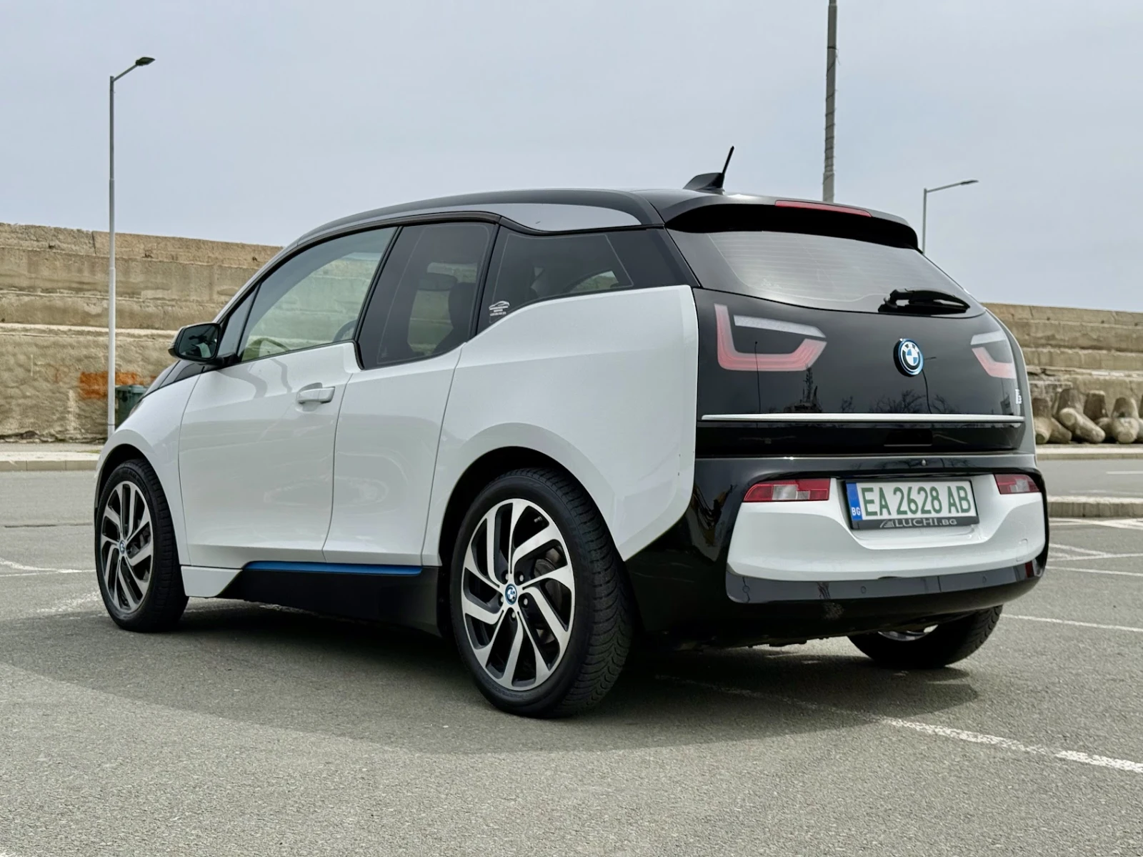 BMW i3 42 KW | Mobile.bg � ����������� 3