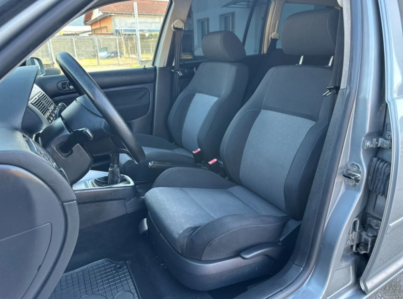 VW Golf 1.9TDI* 90ps* GT* �����������  | Mobile.bg � ����������� 9