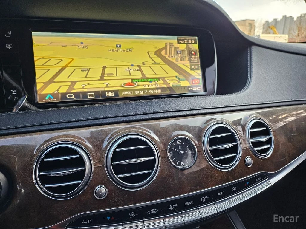 Mercedes-Benz S 500 BURMESTER* ОБДУХВАНЕ* МАСАЖ* LANE* ASSIST* КАМЕРА*, снимка 11 - Автомобили и джипове - 54802281