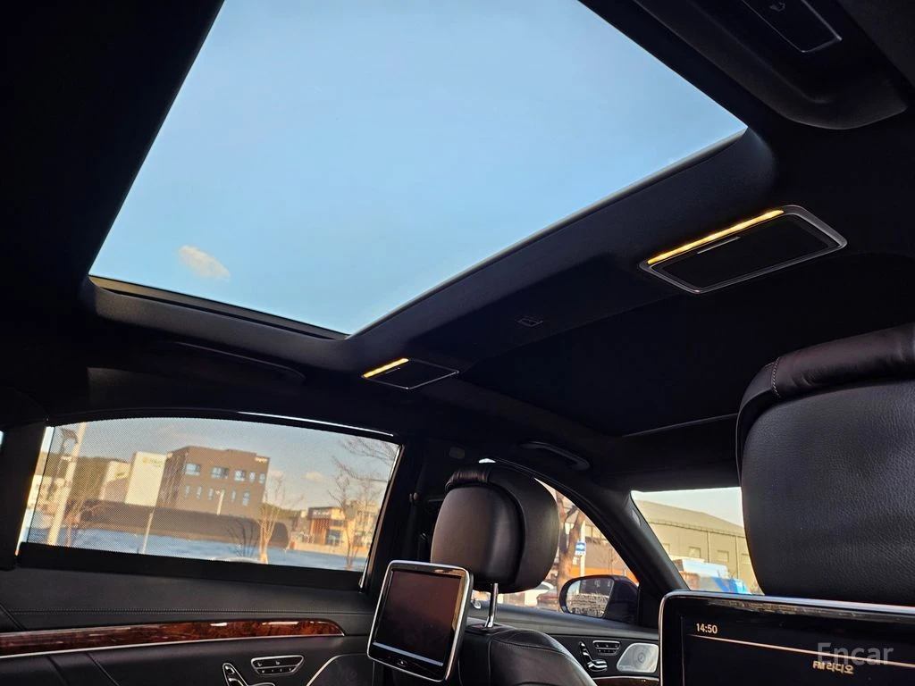 Mercedes-Benz S 500 BURMESTER* ОБДУХВАНЕ* МАСАЖ* LANE* ASSIST* КАМЕРА*, снимка 16 - Автомобили и джипове - 54802281
