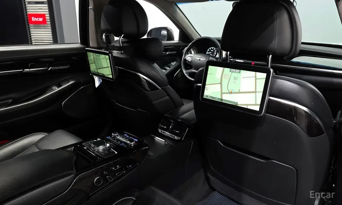 Genesis G90 EQ900 5.0 GDI AWD обдухванe* масаж* монитори* Disi, снимка 14 - Автомобили и джипове - 54804708