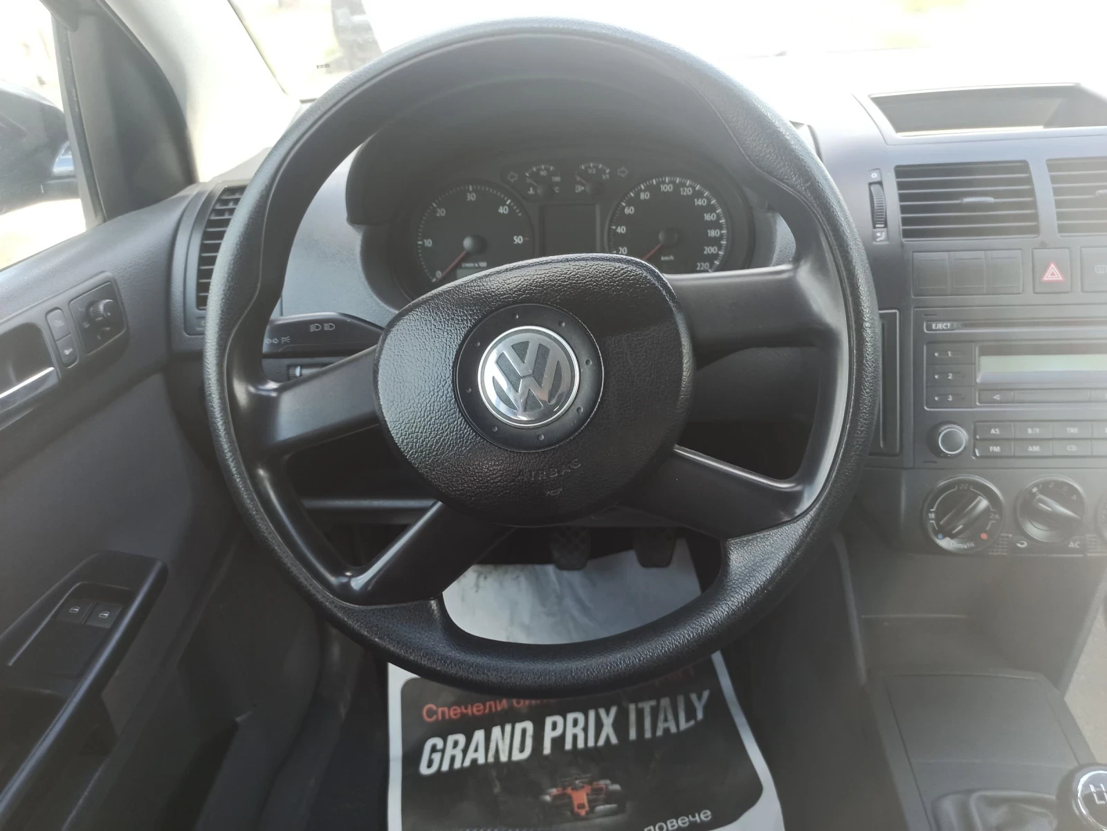 VW Polo 1.4, снимка 11 - Автомобили и джипове - 55324590