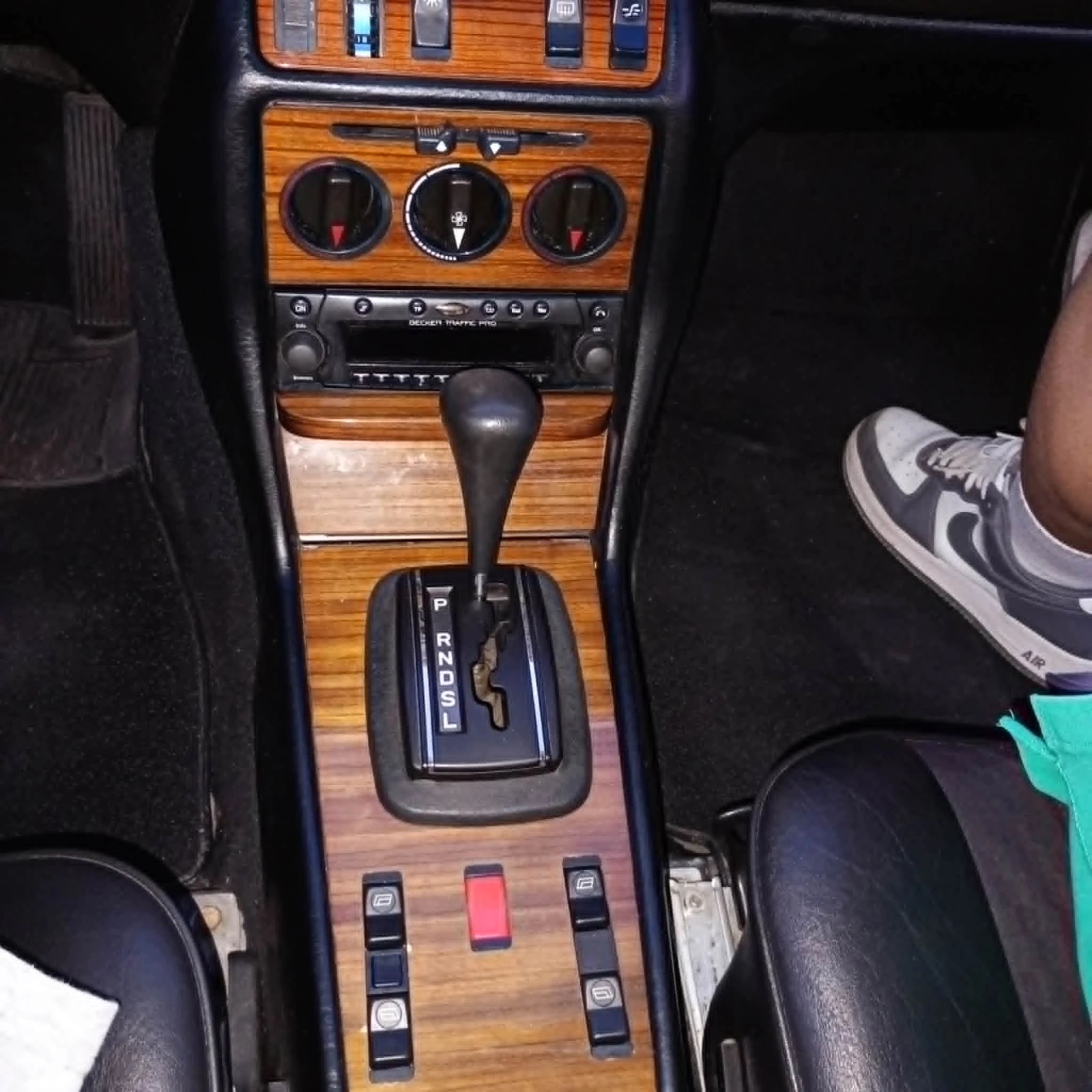 Mercedes-Benz 123 280 CE, снимка 8 - Автомобили и джипове - 55507196