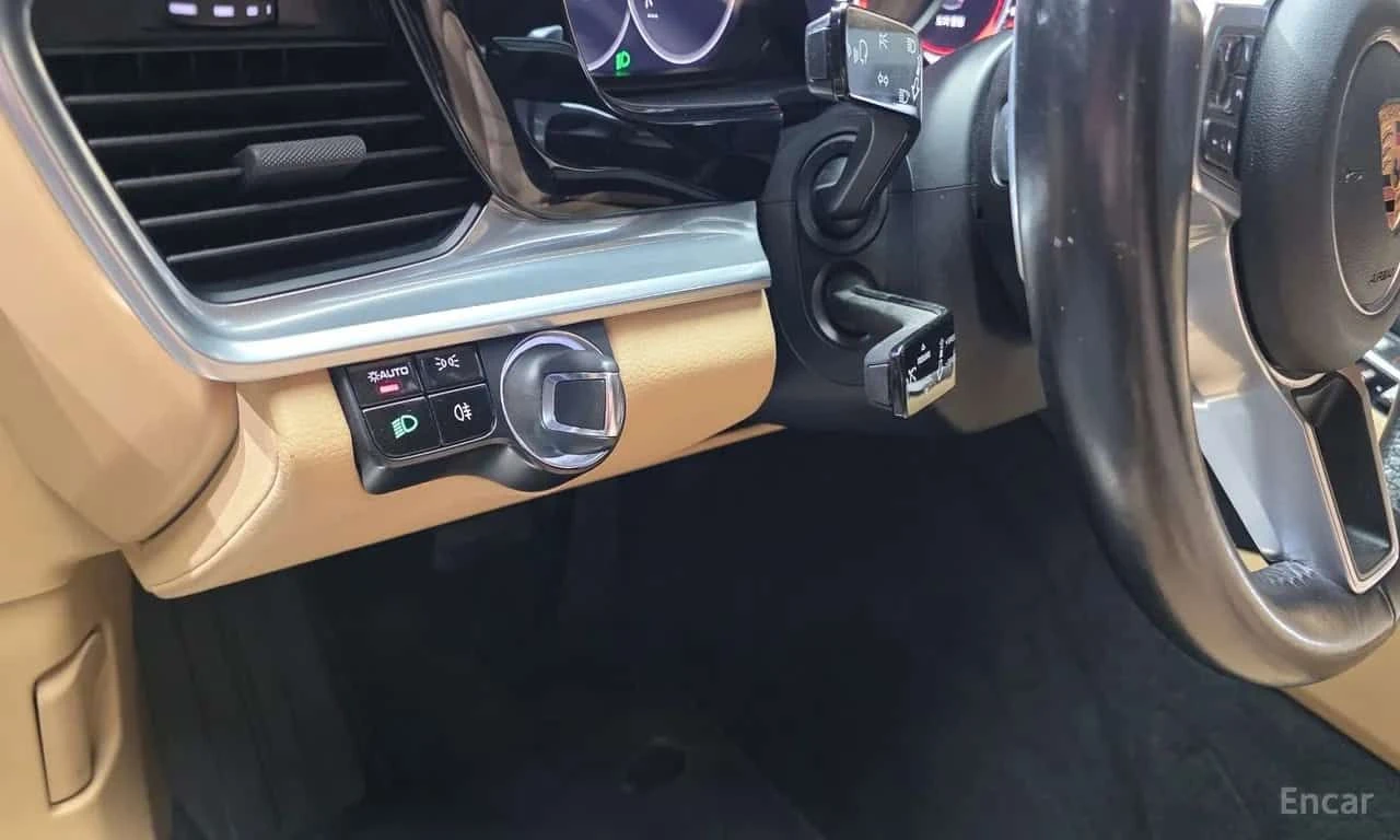 Porsche Panamera * 3.0 AWD * ОПЦИЯ ЗА ФИНАНСИРАНЕ, снимка 15 - Автомобили и джипове - 55614949