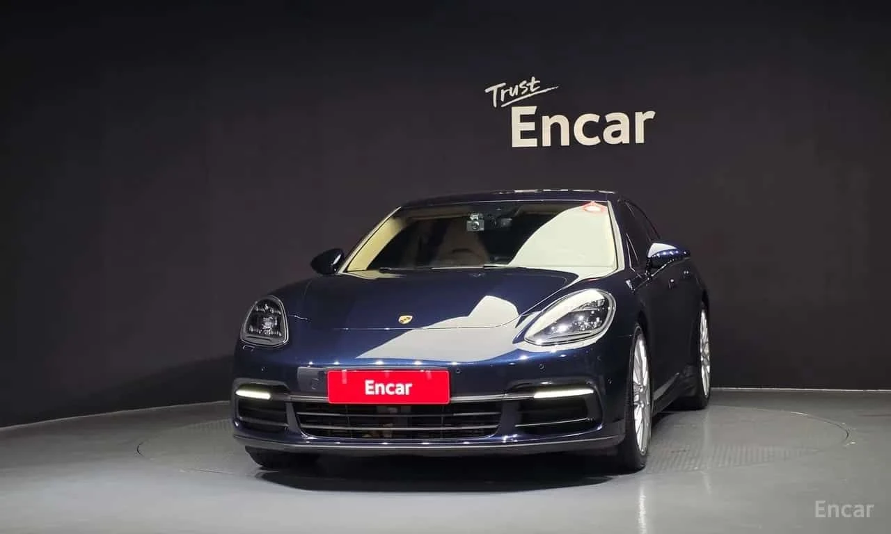 Porsche Panamera * 3.0 AWD * ОПЦИЯ ЗА ФИНАНСИРАНЕ, снимка 3 - Автомобили и джипове - 55614949