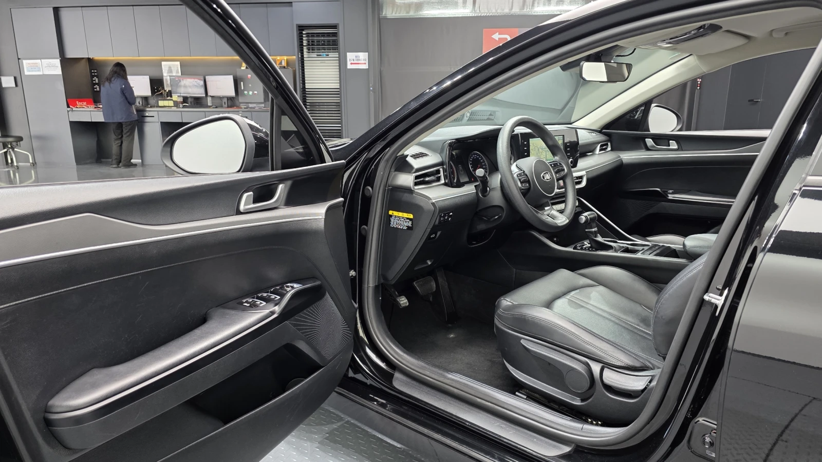 Kia K5 2.0 LPI Standard autogeorge.com, снимка 8 - Автомобили и джипове - 55706830
