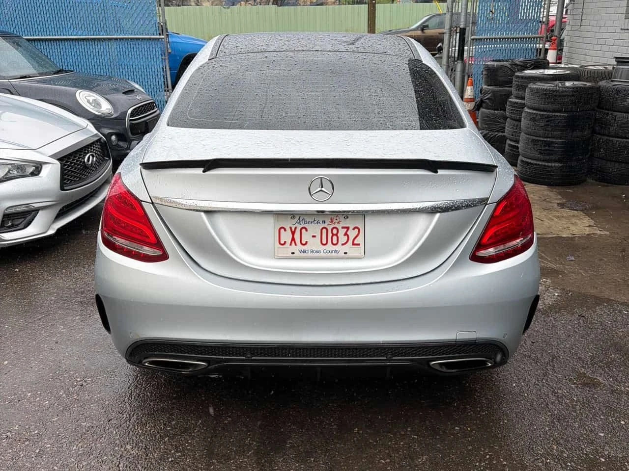 Mercedes-Benz C 300 * CARFAX * BURMESTER * ЧЕРВЕНА КОЖА * , снимка 4 - Автомобили и джипове - 55749814