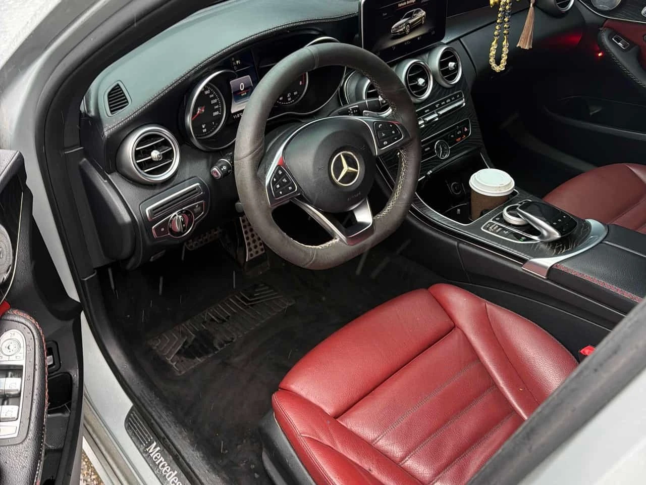 Mercedes-Benz C 300 * CARFAX * BURMESTER * ЧЕРВЕНА КОЖА * , снимка 5 - Автомобили и джипове - 55749814