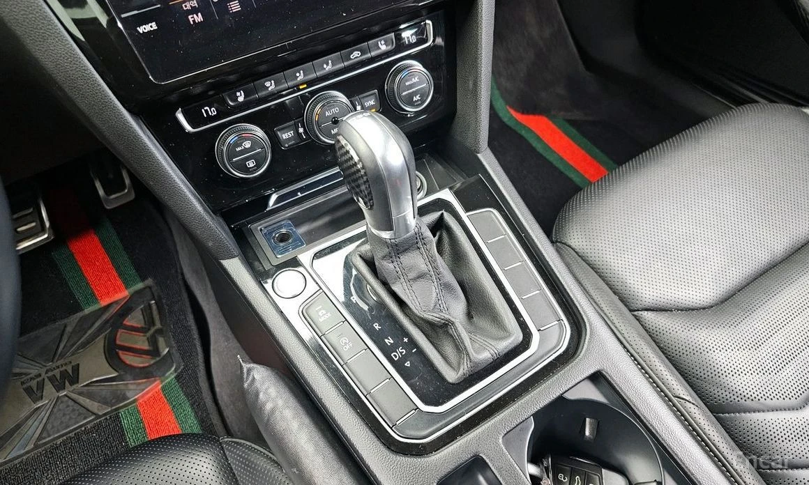 VW Arteon, снимка 9 - Автомобили и джипове - 55754554