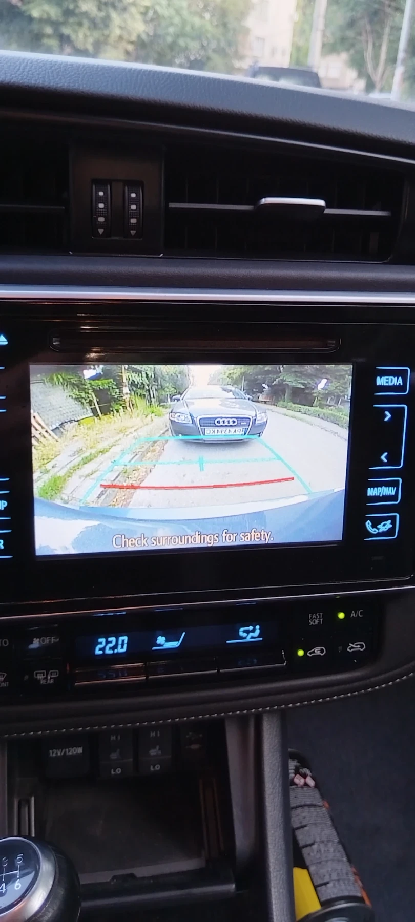 Toyota Auris, снимка 9 - Автомобили и джипове - 55769829