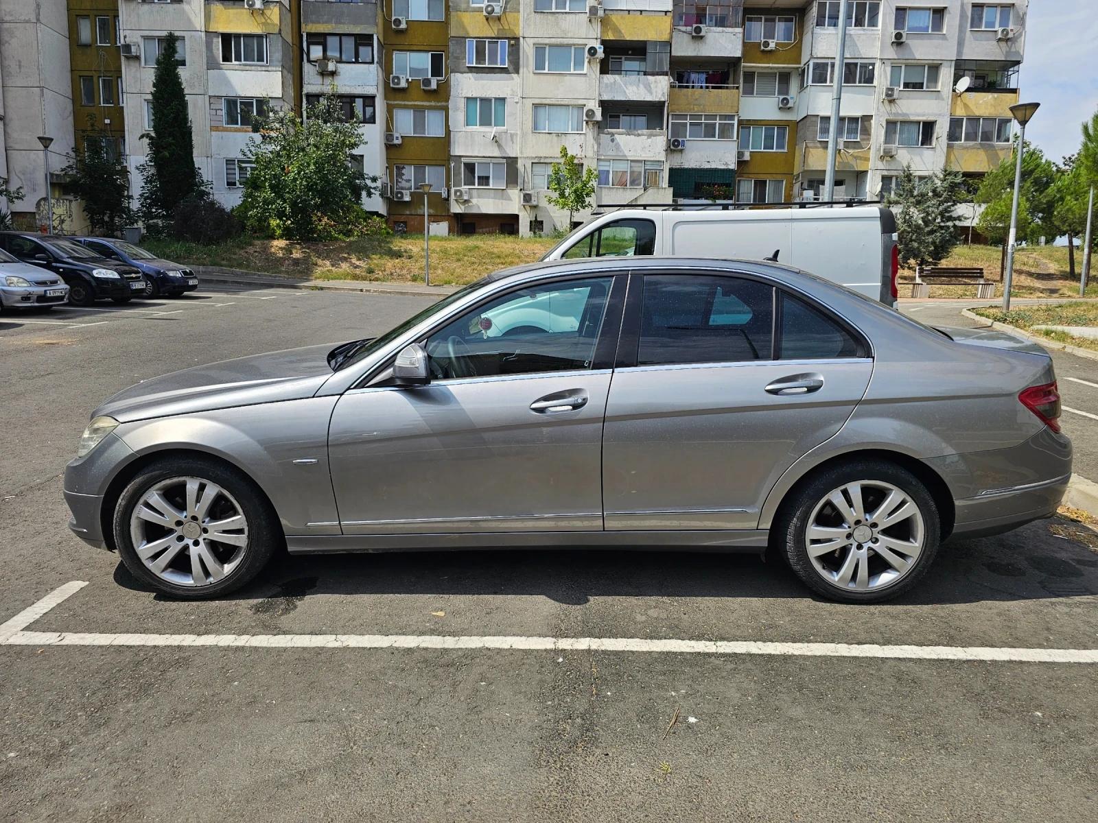 Mercedes-Benz C 220, снимка 7 - Автомобили и джипове - 55816069