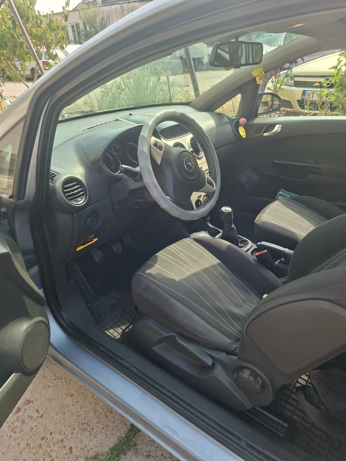 Opel Corsa, снимка 7 - Автомобили и джипове - 55908337