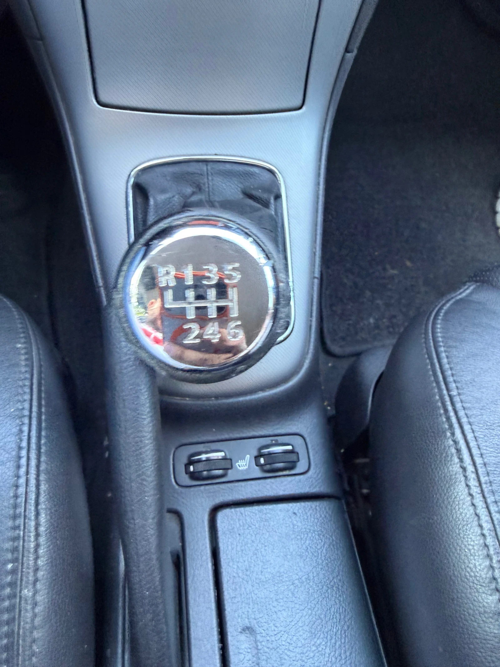 Toyota Avensis 2.0 Дизел ! , снимка 16 - Автомобили и джипове - 55936573