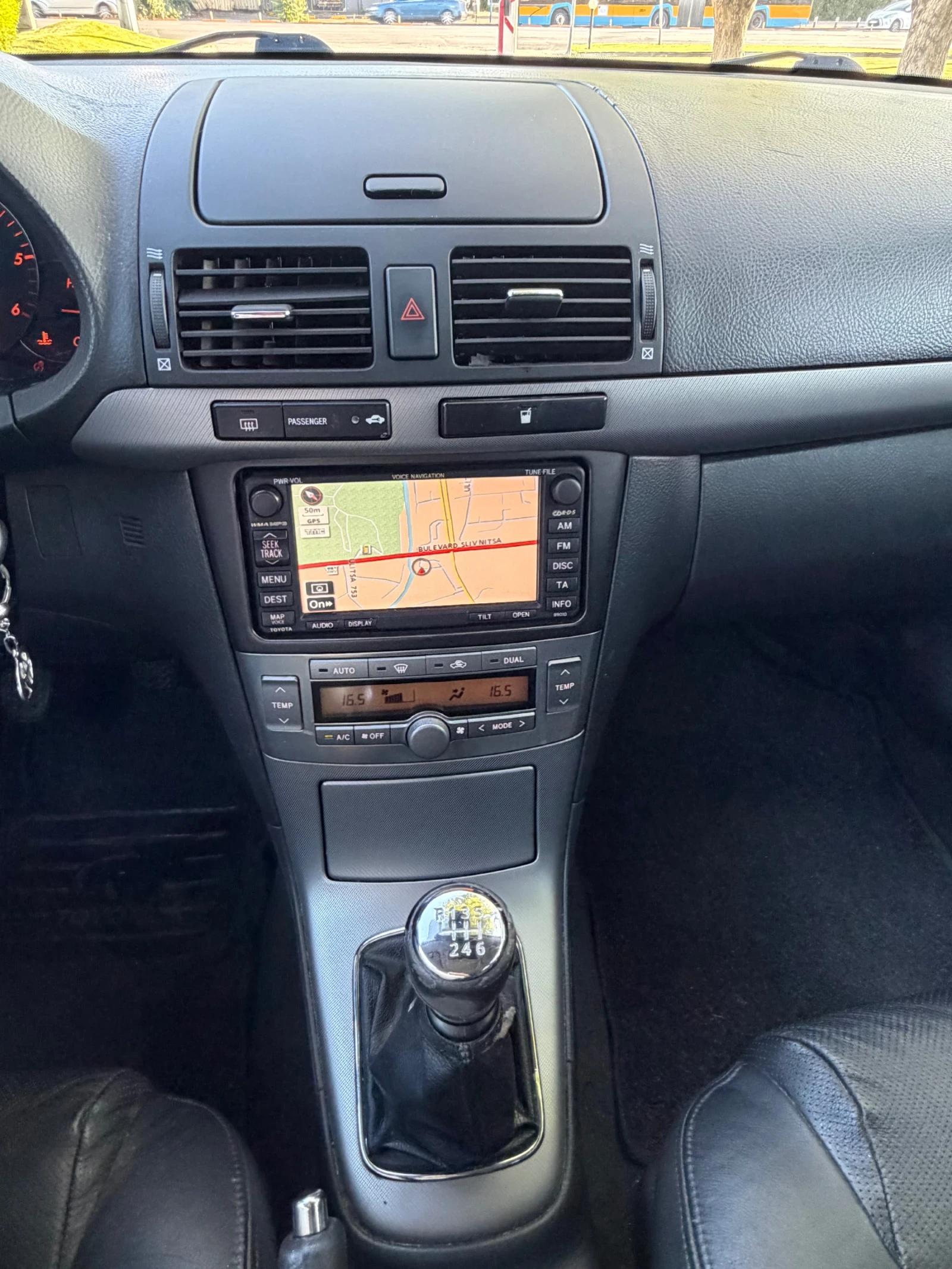 Toyota Avensis 2.0 Дизел ! , снимка 14 - Автомобили и джипове - 55936573