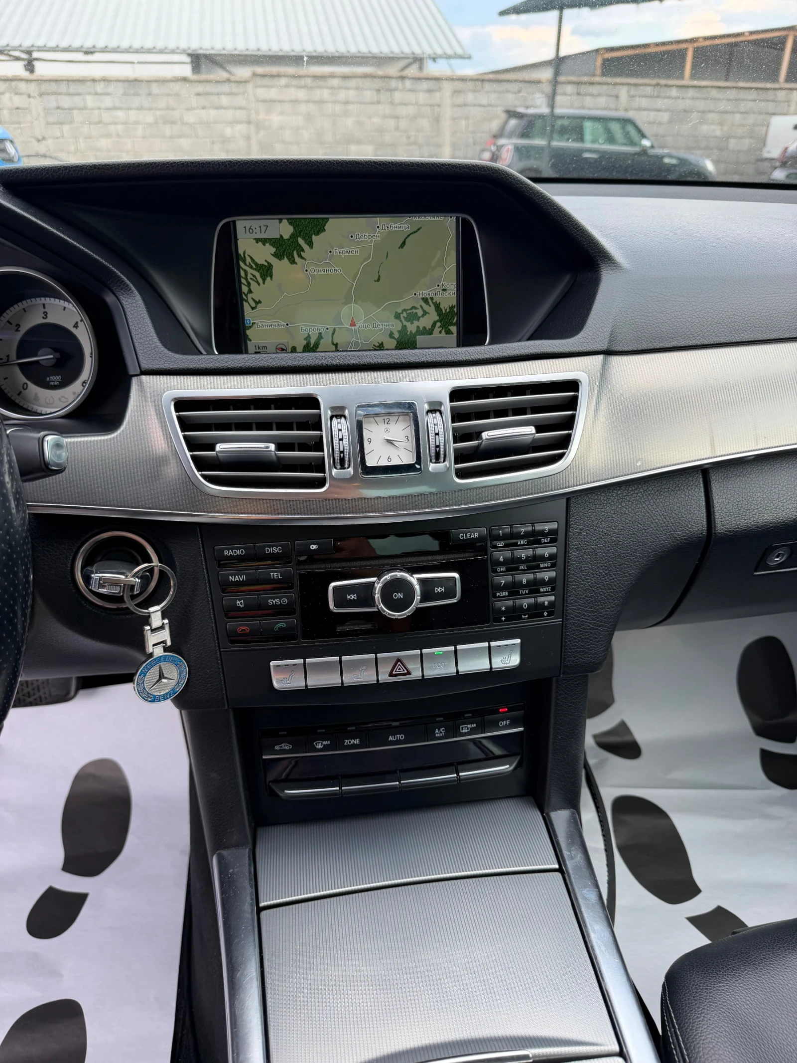 Mercedes-Benz E 220 2.2d/170hp/FaceLift/AMG/ | Mobile.bg � ����������� 10