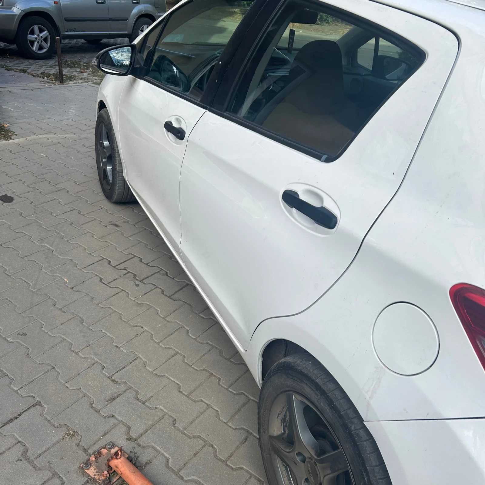 Toyota Yaris, снимка 4 - Автомобили и джипове - 56225832