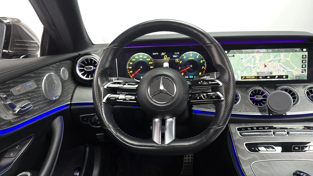 Mercedes-Benz E 450 AMG pack* Обдух* Burmester* 360* Distronic* HUD, снимка 7 - Автомобили и джипове - 56313501