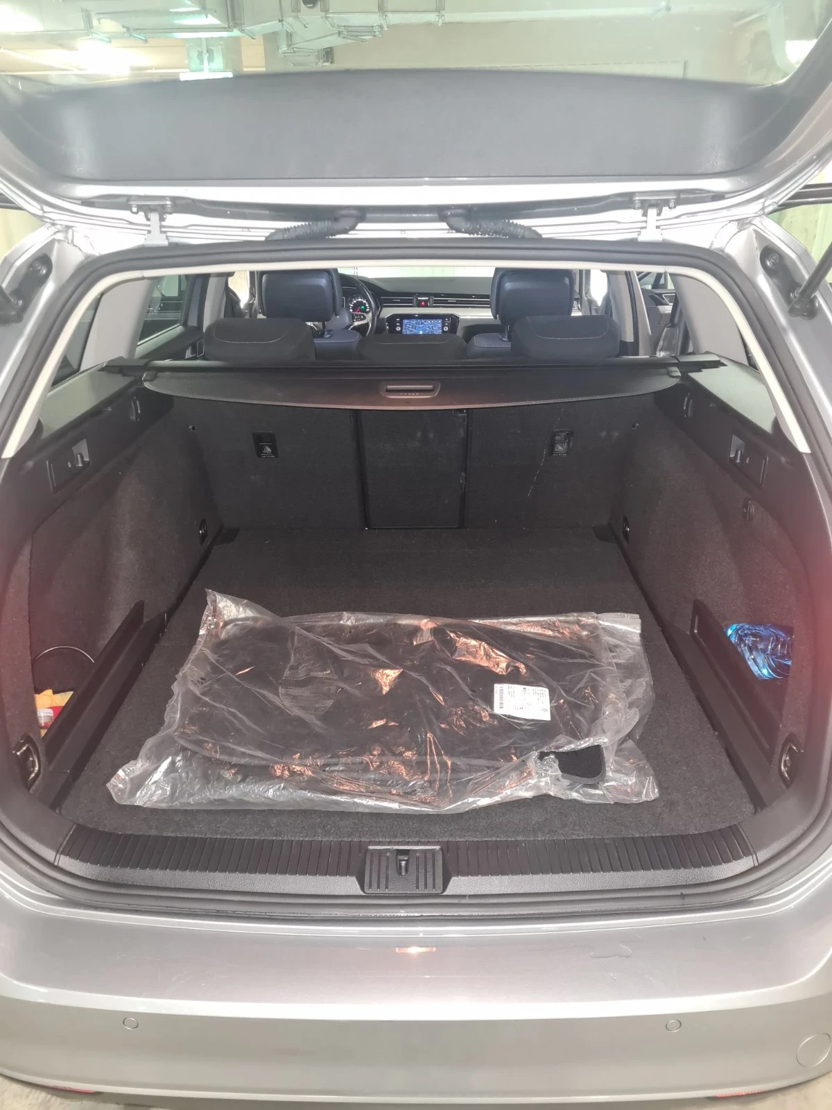 VW Passat 2.0tdi, снимка 13 - Автомобили и джипове - 56670773
