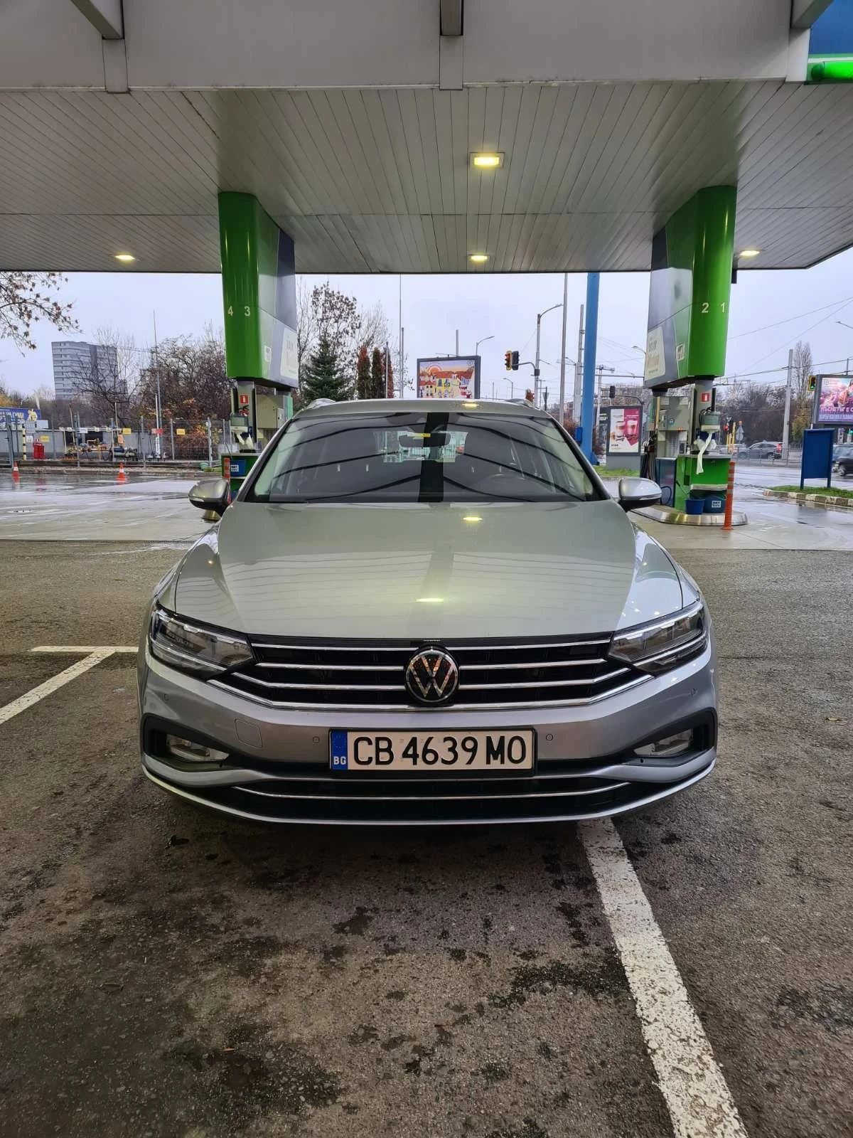 VW Passat 2.0tdi, снимка 7 - Автомобили и джипове - 56670773