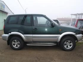Nissan Terrano 2.7 TDI, снимка 3
