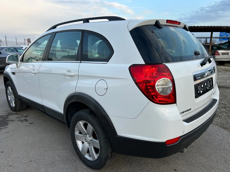 Chevrolet Captiva 2.2 CDTI 7 места, снимка 6 - Автомобили и джипове - 48814567