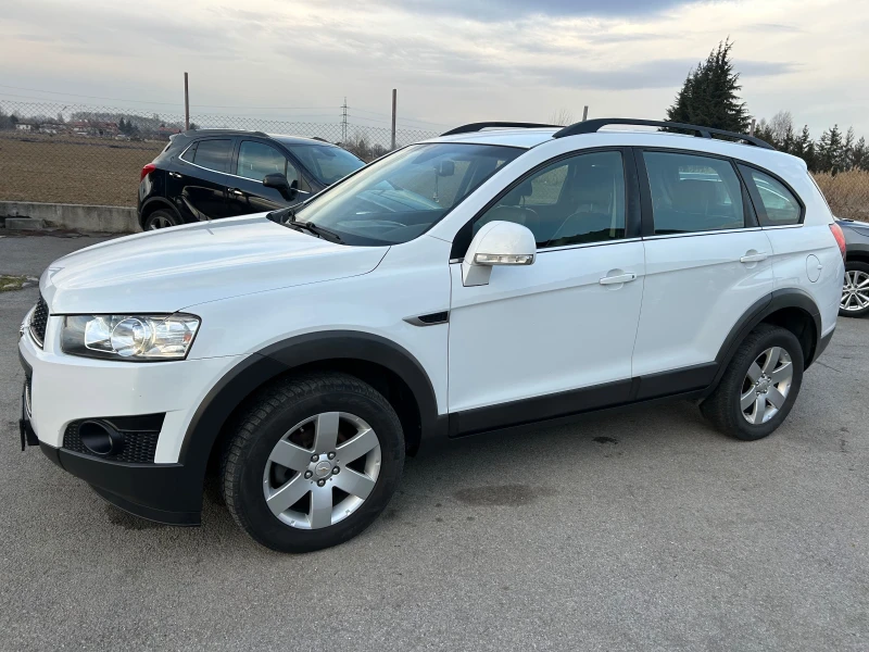 Chevrolet Captiva 2.2 CDTI 7 места, снимка 4 - Автомобили и джипове - 48814567