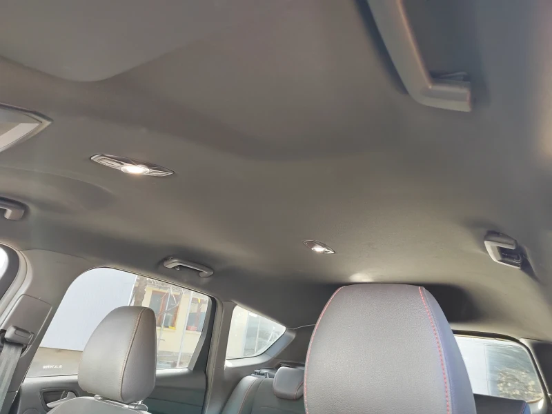 Ford Kuga 4х4 180кс , снимка 9 - Автомобили и джипове - 49612764