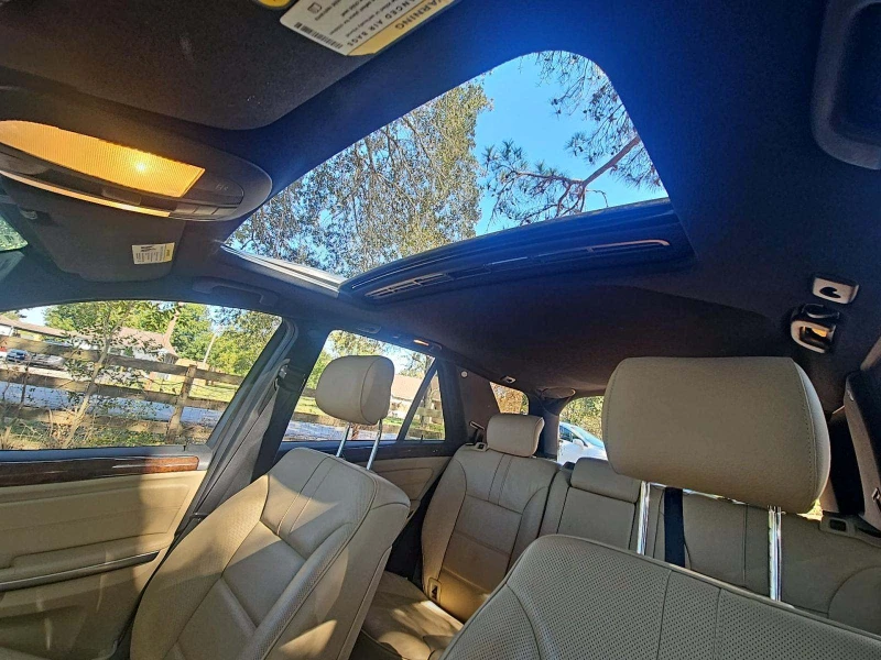 Mercedes-Benz ML 500 5.5L V8* HARMAN* ОБДУХ, снимка 9 - Автомобили и джипове - 52296295