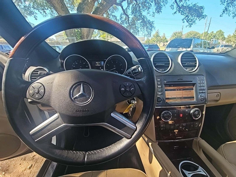 Mercedes-Benz ML 500 5.5L V8* HARMAN* ОБДУХ, снимка 6 - Автомобили и джипове - 52296295